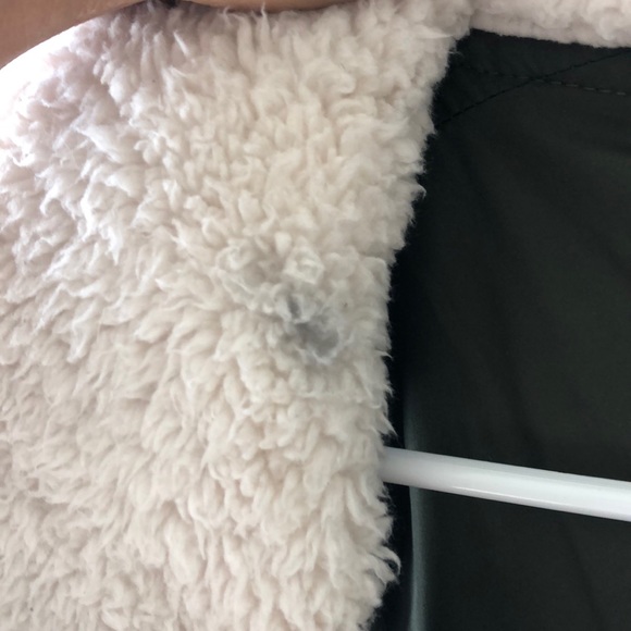 Marmot Olive Vest - Picture 4 of 4